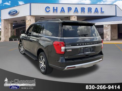 Certified 2024 Ford Expedition XLT image 26