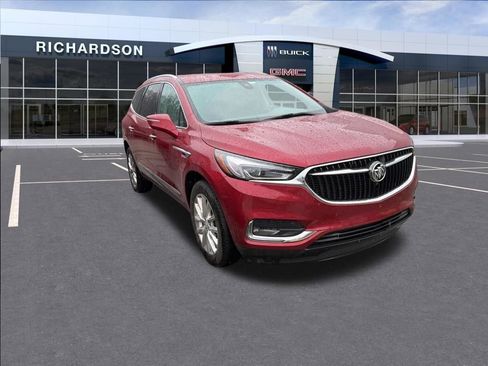 Used 2020 Buick Enclave Premium w/ Surround and Sites Package AWD/4WD image 7