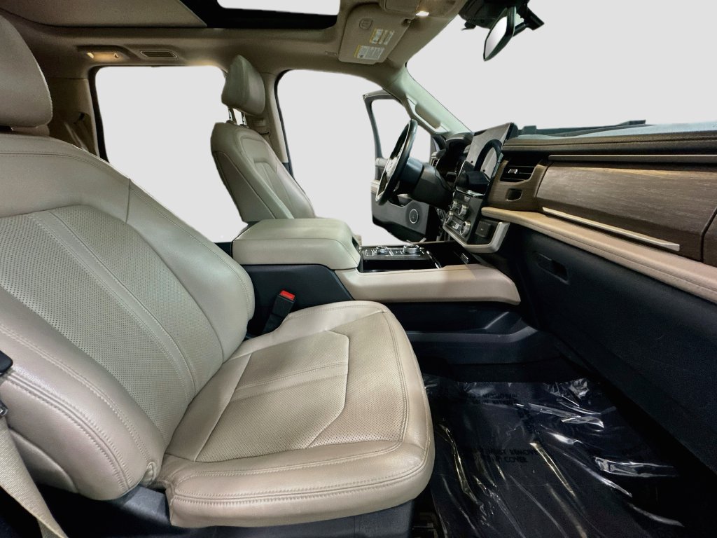 Used 2022 Ford Expedition Max Limited AWD/4WD image 34