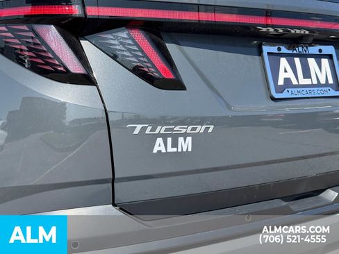 Used 2025 Hyundai Tucson Limited AWD/4WD image 6
