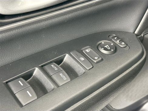 Used 2022 Honda CR-V Touring image 29