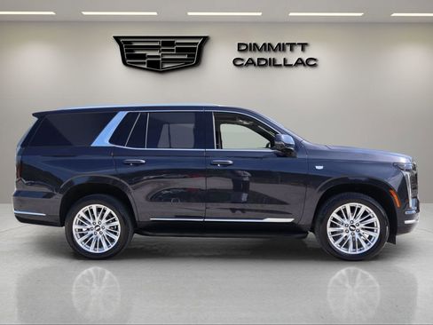Certified 2025 Cadillac Escalade Premium Luxury AWD/4WD image 6