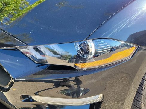 Used 2023 Ford Mustang Coupe image 4