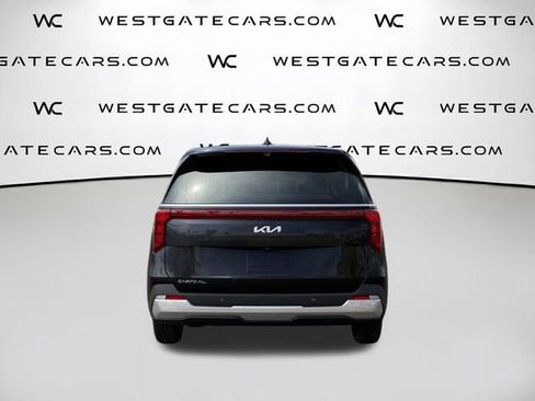 New 2026 Kia Carnival FWD image 7