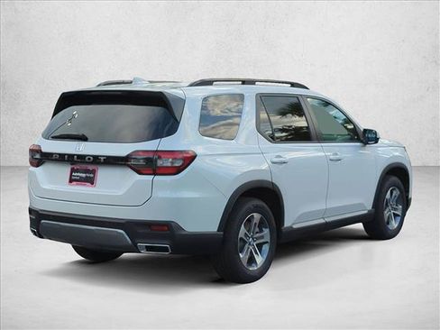 New 2026 Honda Pilot EX-L image 2