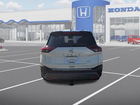 Used 2021 Nissan Rogue SL image 7