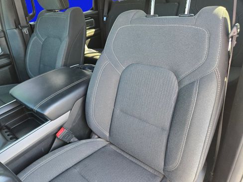 Used 2022 RAM 1500 Big Horn AWD/4WD image 16