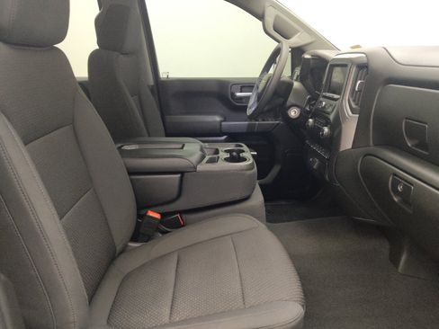 Used 2020 Chevrolet Silverado 1500 Custom w/ Custom Value Package RWD image 21