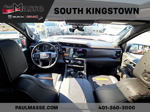 Used 2023 GMC Sierra 1500 AT4 w/ Technology Package AWD/4WD image 18