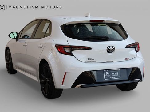 Used 2023 Toyota Corolla XSE image 9