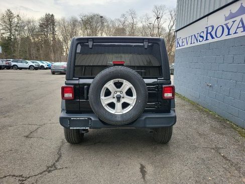 Used 2023 Jeep Wrangler Unlimited Sport AWD/4WD image 7