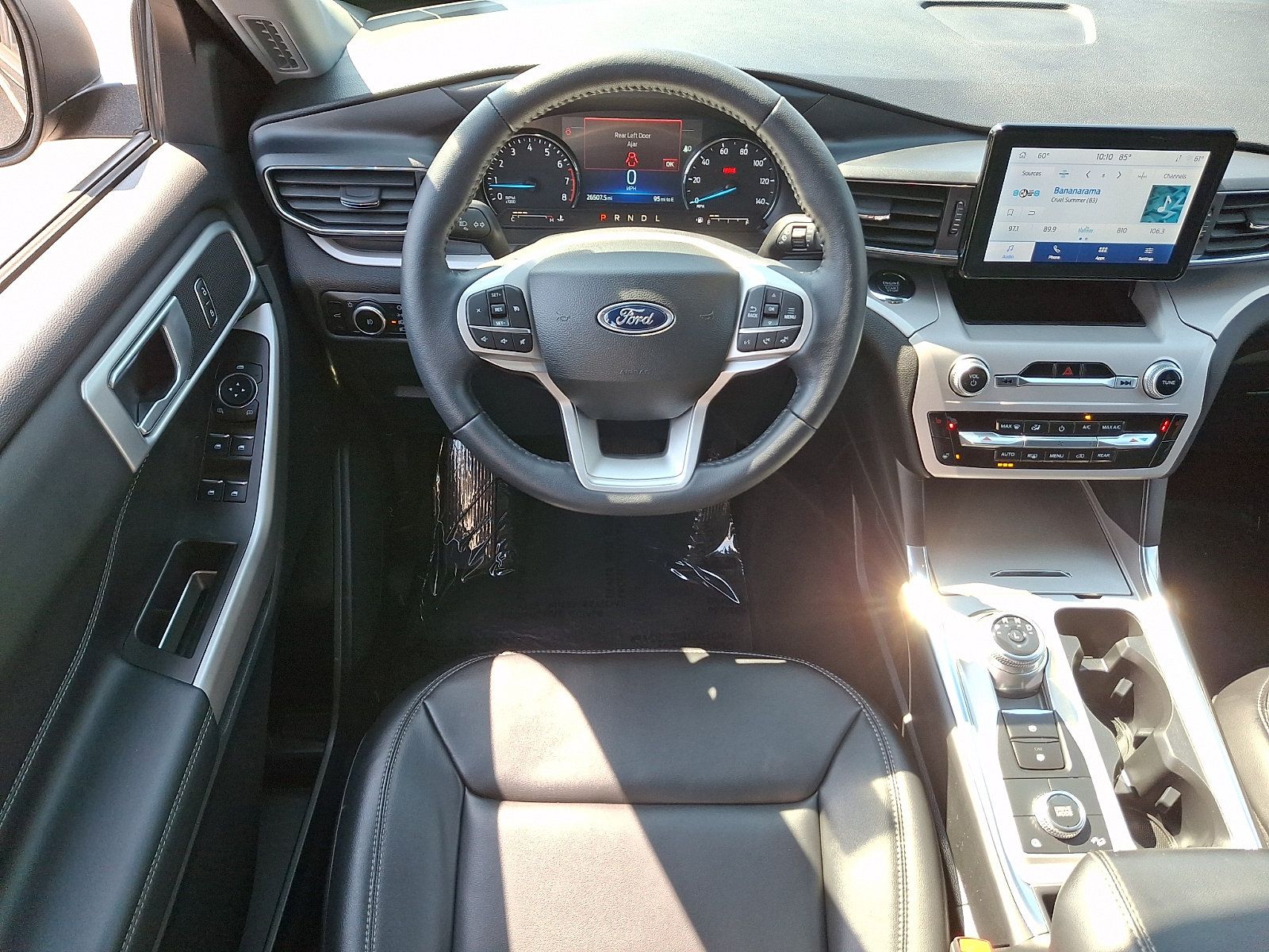 Used 2023 Ford Explorer XLT w/ Equipment Group 202A AWD/4WD image 12