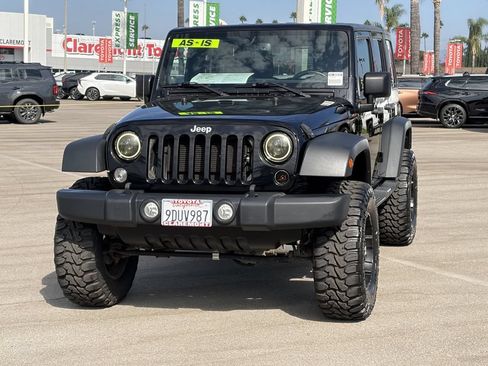 Used 2014 Jeep Wrangler Unlimited Sport w/ Quick Order Package 24S AWD/4WD image 47