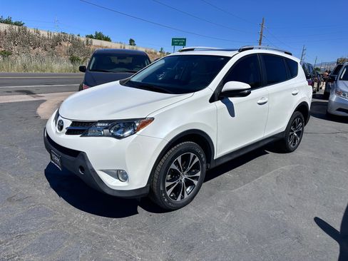 Used 2015 Toyota RAV4 Limited AWD/4WD image 2