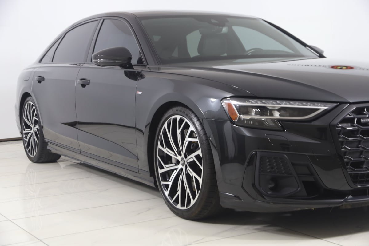Used 2023 Audi A8 L 3.0T AWD/4WD image 39