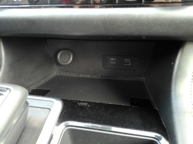Used 2022 Nissan Pathfinder SL w/ SL Black Package FWD image 47
