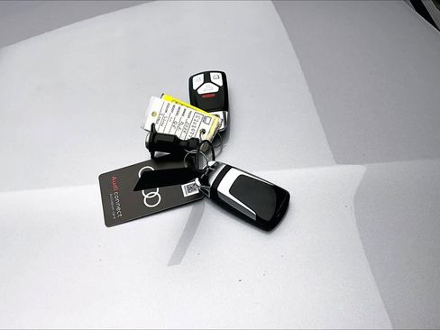 Certified 2025 Audi Q5 2.0T Premium Plus w/ Premium Plus Package image 14