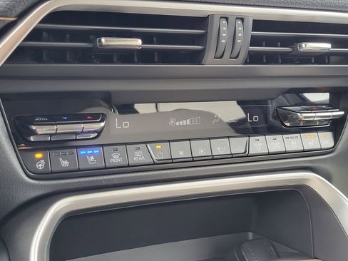 New 2026 MAZDA CX-90 Plug-In Hybrid w/Premium Sport AWD/4WD image 10