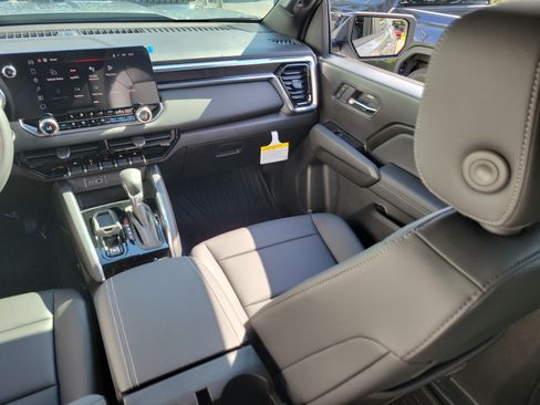 New 2026 GMC Canyon Elevation w/ Convenience Package RWD image 16