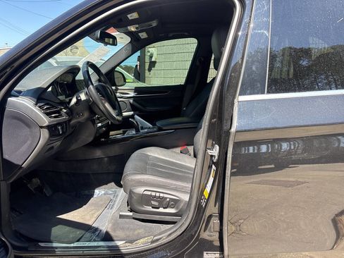 Used 2018 BMW X5 xDrive35i w/ Premium Package image 11