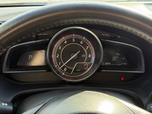 Used 2014 MAZDA MAZDA3 s Grand Touring w/ Technology Package image 19