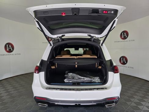 Used 2026 Mercedes-Benz GLS 580 4MATIC image 8