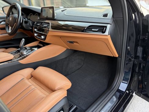 Used 2018 BMW 640i Gran Turismo xDrive w/ Executive Package image 18