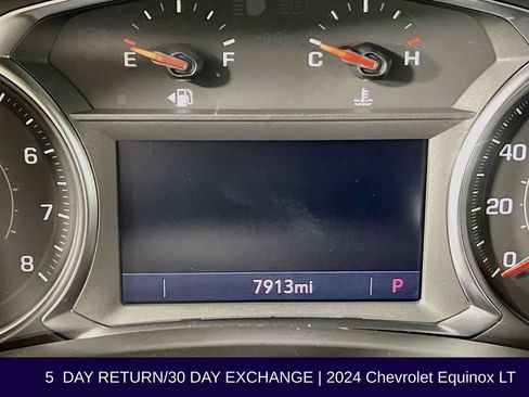 Used 2024 Chevrolet Equinox LT FWD image 16