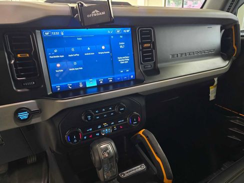 Used 2022 Ford Bronco Badlands AWD/4WD image 25