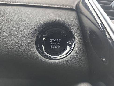 Used 2025 Nissan Armada SL w/ Captain's Chari Seat Package RWD image 35