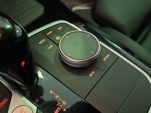 Used 2025 BMW X4 xDrive30i image 28