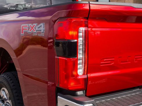 New 2026 Ford F250 Lariat w/ Lariat Ultimate Package AWD/4WD image 18