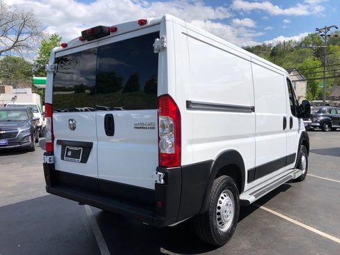 Used 2025 RAM ProMaster 2500 w/ U-Haul Equipment Group FWD image 5