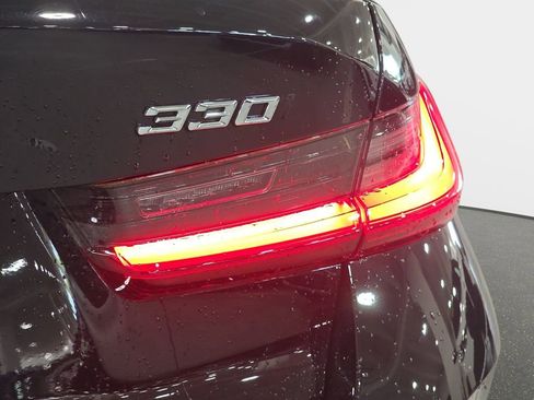 Certified 2024 BMW 330i Sedan w/ Convenience Package RWD image 22