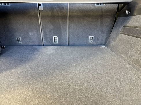 New 2026 Porsche Cayenne S AWD/4WD image 17