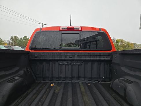 Used 2019 Chevrolet Colorado ZR2 image 32