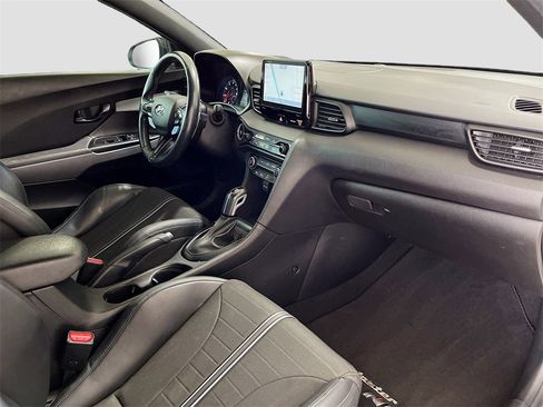 Used 2021 Hyundai Veloster N image 29