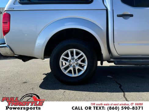 Used 2014 Nissan Frontier SV AWD/4WD image 27