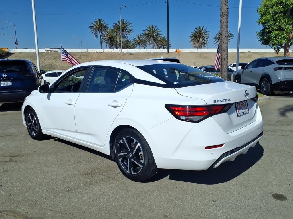 Certified 2024 Nissan Sentra SV FWD image 7