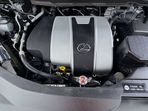 Certified 2022 Lexus RX 350L FWD w/ Premium Package image 32