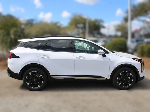 New 2026 Kia Sportage SX FWD image 5