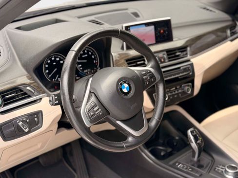 Used 2021 BMW X1 sDrive28i w/ Premium Package FWD image 12