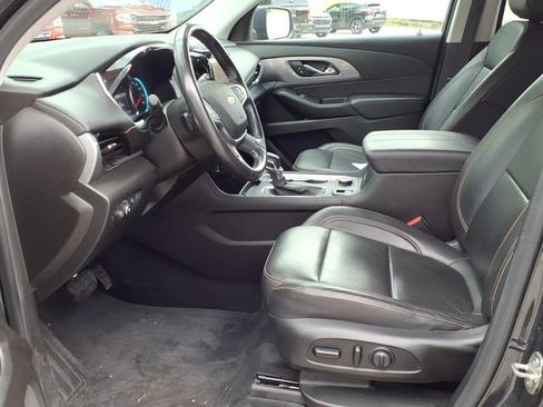 Used 2021 Chevrolet Traverse LT AWD/4WD image 9