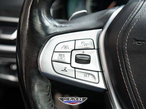 Used 2016 BMW 750i xDrive image 27