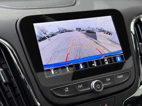 Used 2024 Chevrolet Equinox RS w/ RS Leather Package image 24