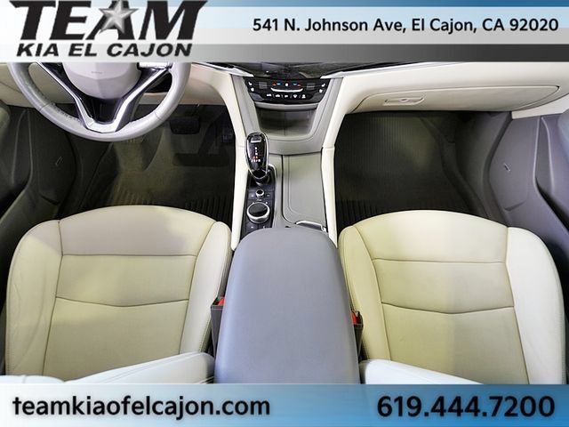 Used 2023 Cadillac XT6 Premium Luxury w/ Technology Package FWD image 22