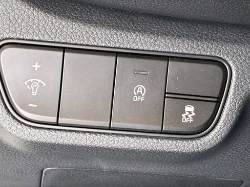 New 2026 Kia Seltos S FWD image 37
