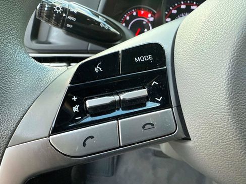 Used 2023 Hyundai Elantra SEL w/ Cargo Package image 28