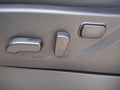 New 2026 Nissan Frontier SV image 23