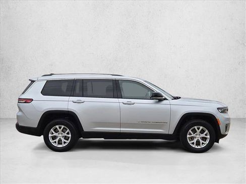 Used 2023 Jeep Grand Cherokee L Limited image 4